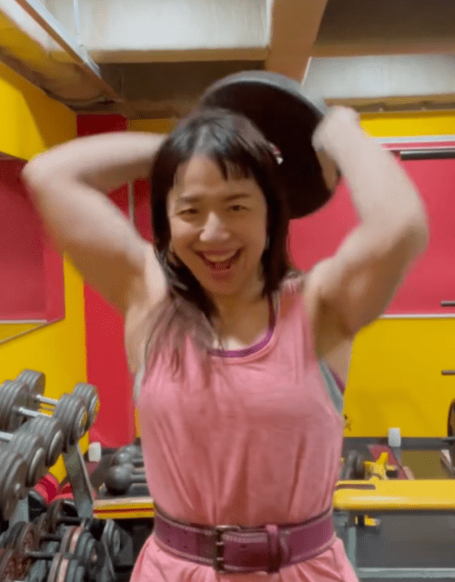 「すご～い！」浜口京子、『今日の私のトレーニング』は10kgウエイトをぐ～るぐる！？