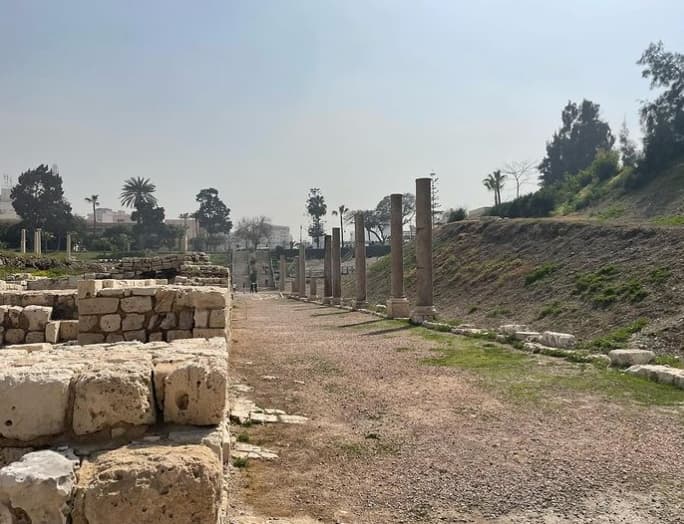 スギちゃん　古代エジプトの驚異！ローマ調円形競技場の柱にビビった話