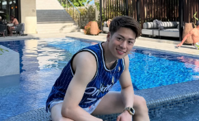 「バスケユニ姿が爽やかすぎる！」三浦孝太、沖縄リゾートでのプールショットに大反響