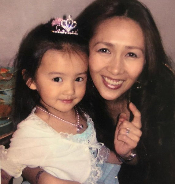 Kōki,さんが母・工藤静香さんの誕生日を幼少期ショットでお祝い🎉目標は”マミーのようなお母さんになること”🥰