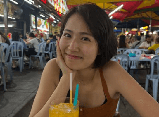 「行動力すごい！」美女タレントのマレーシア旅行記！クアラルンプールで楽しむナイトグルメショットにファン歓喜「料理美味しそう」