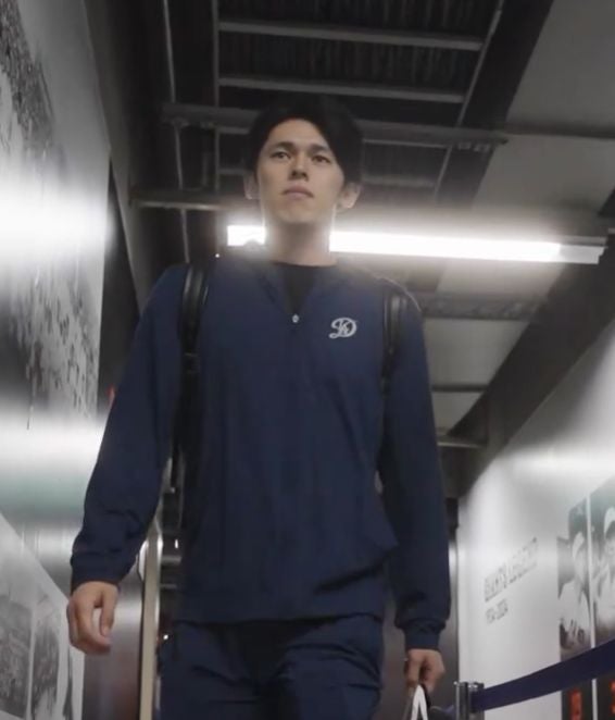 遂にメジャーデビュー戦 開幕2戦目先発・佐々木朗希が球場入り