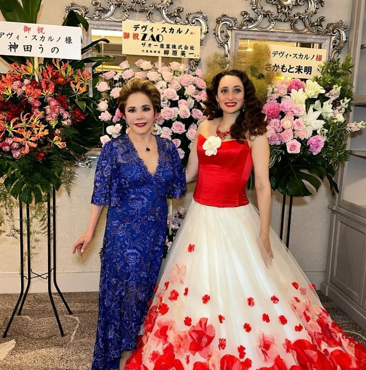 「いつもお若くてきれいです」人気タレントたちの華やかすぎるチャリティーイベントに感嘆の声