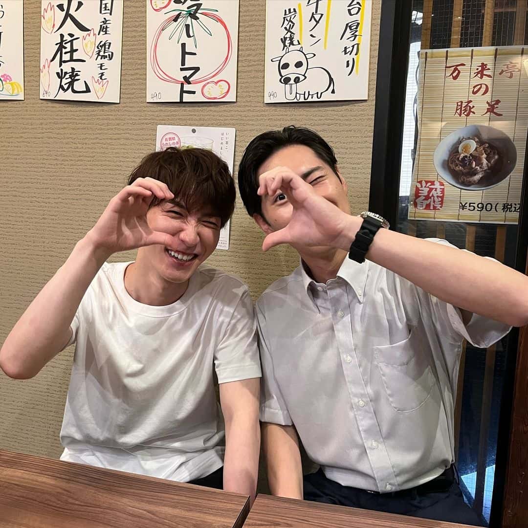 しょっぴー&じゅんきー のラブラブショット披露「果たしてくっ付くのかーーー」