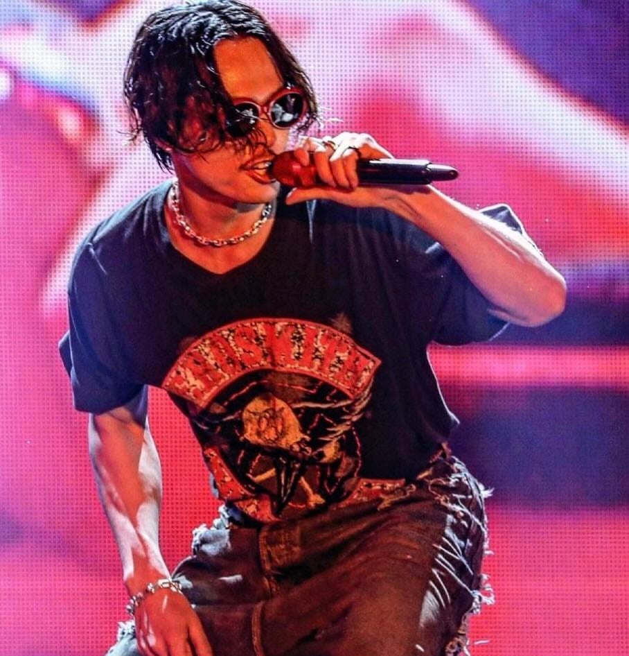 「ヴィンテージ似合いすぎ」今市隆二、福岡公演後の最新ショット