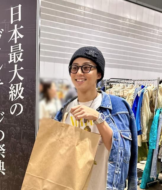 藤ヶ谷太輔、ヴィンテージマーケットでの姿に「こんなイケメンいたら目立つて🥺」