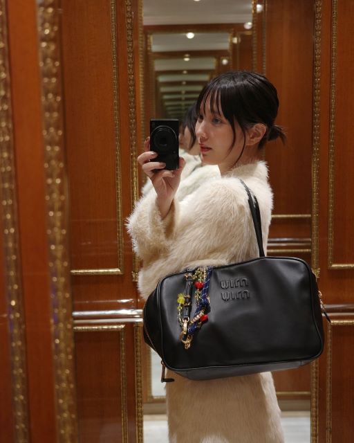 「フワフワコート」で自撮りの本田翼が可愛すぎると話題！