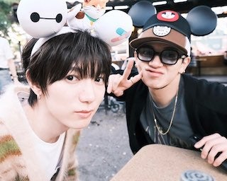 「復縁ってことですか?」人気男性アイドルのデートショットにコメント殺到 仲良し2ショット公開