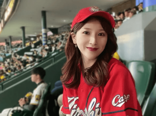 「カープ女子、最高！」人気モデル・倭早希、スタジアムの美ショットを披露！カープファン歓喜「綺麗なひとだな～」