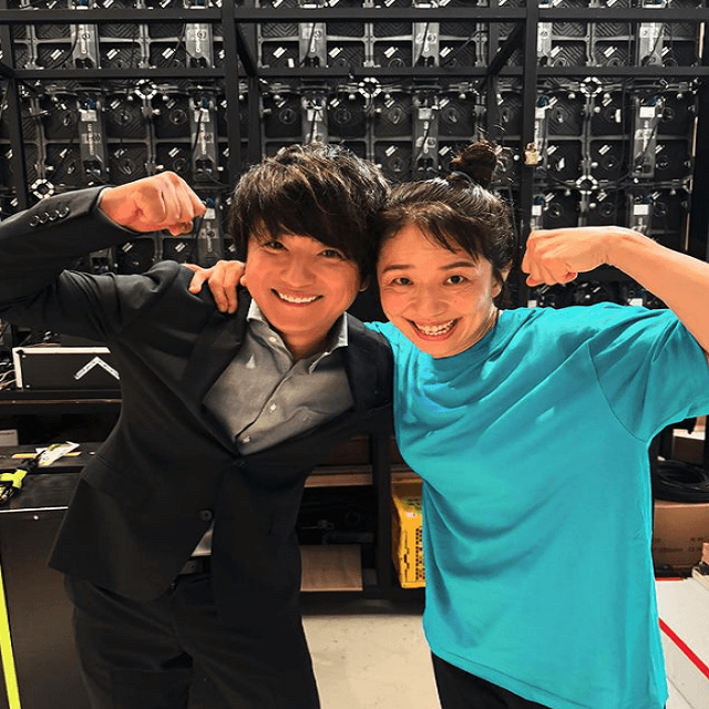 上地雄輔が浜口京子との「気合い」2ショットを公開