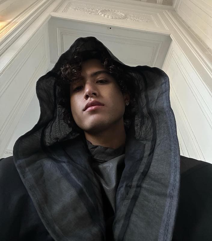 kemioがハイブランドのショーに登場❗️かっこよすぎると話題に✨