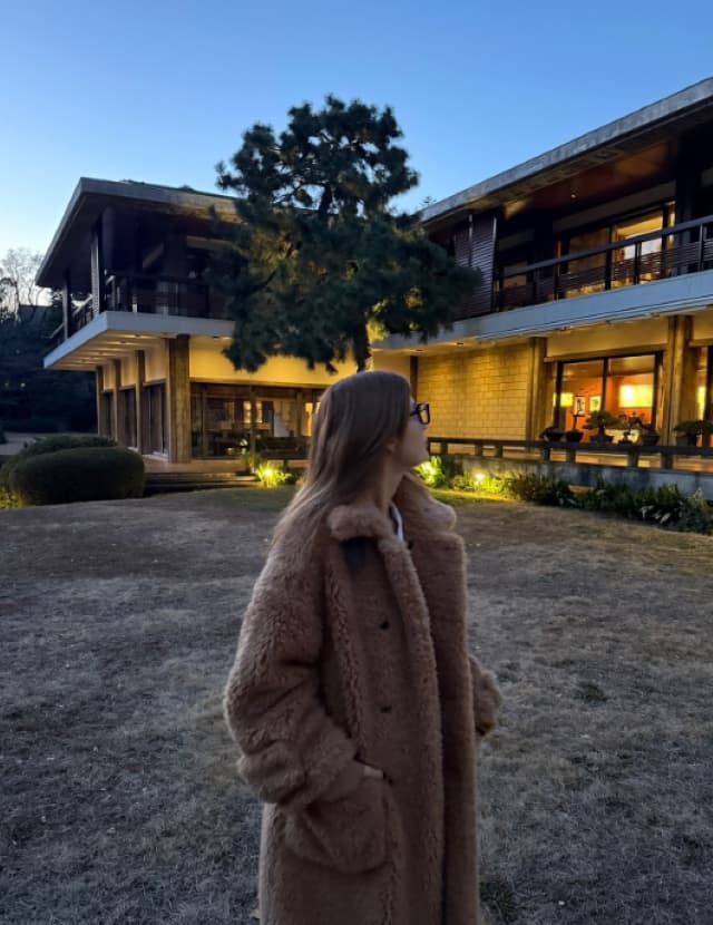 マギーが最新ショットを披露「常に自分のこともアップデートしながら 突き進みたいと思います」