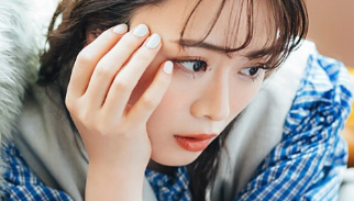 「れなち流・心の実況術とは？」山崎怜奈、エッセイ連載オフショットに知性とユーモアが滲み出る