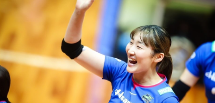女子バレー 平山詩嫣、皇后杯決勝進出を報告！「絶対優勝」の声に応えられるか⁉