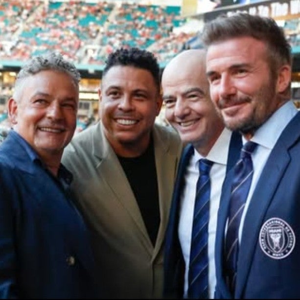 サッカー界のレジェンドがクラブW杯2025の開幕戦に集結！「バッジョとロナウドとベッカムがいる世界戦ってどういうこと？！」とファン歓喜