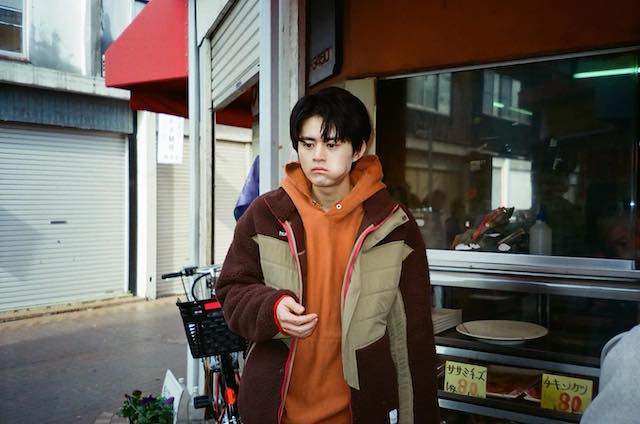 鈴鹿央士、24歳の誕生日に最新ショット披露✨