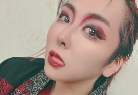 「凱旋ライブにファン熱狂！」江端妃咲、京都公演で笑顔のツーショット公開