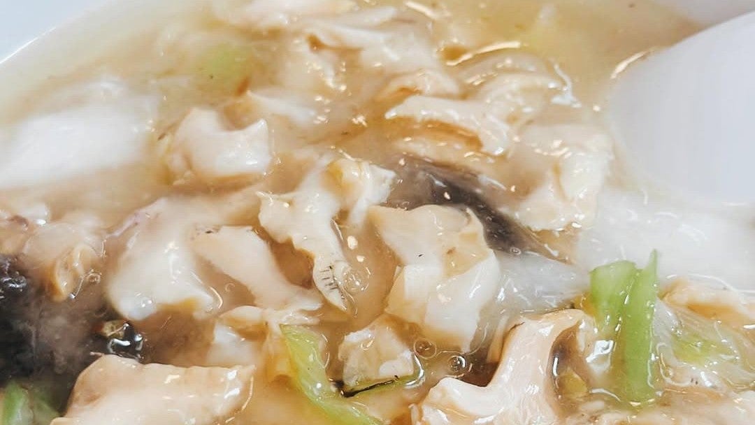 有吉弘行の“貝のラー”投稿が話題沸騰　写真1枚でファンの胃袋を直撃