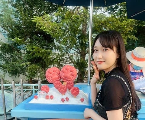 アイドル声優が上海ディズニーを満喫！はしゃぐ無邪気な姿にファンから可愛いの嵐