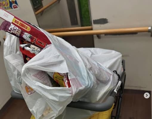 丸山桂里奈がドン・キホーテでお菓子を大人買い！