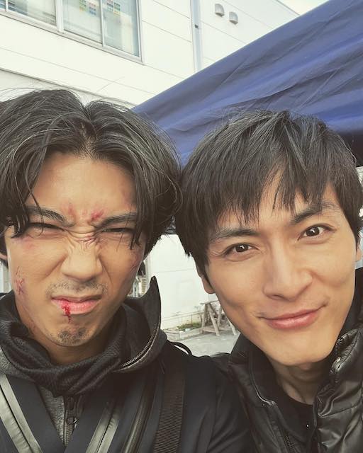 ネトフリ作品プロデュースで話題の賀来賢人が高良健吾との2S披露✨