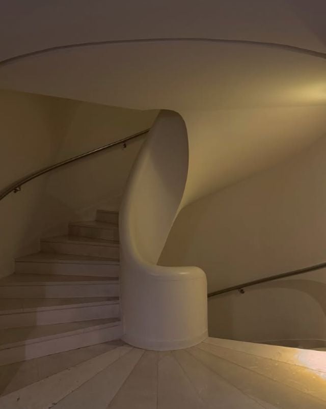 思わず見とれる美しさ！フェンシング江村美咲がギリシャで見つけた階段をファンに共有