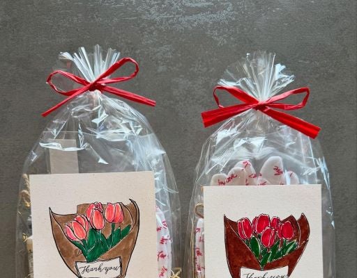 新井恵理那の母の日ギフト。手描きの温もりと感謝を込めた心づかい