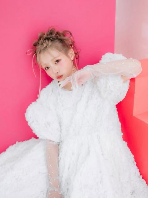 「アイドルみたい」インフルエンサー・ぽみ、新アイコンで魅せた究極のキュート顔