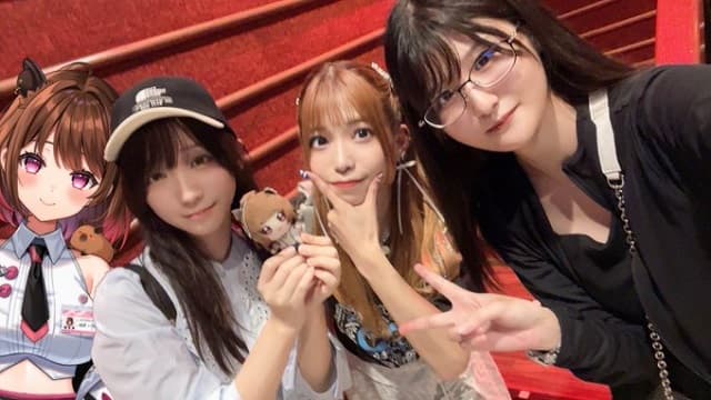 コスプレイヤー 伊織もえが亜咲花のバースデーライブに参戦！あのVtuberたちとの4ショットを投稿