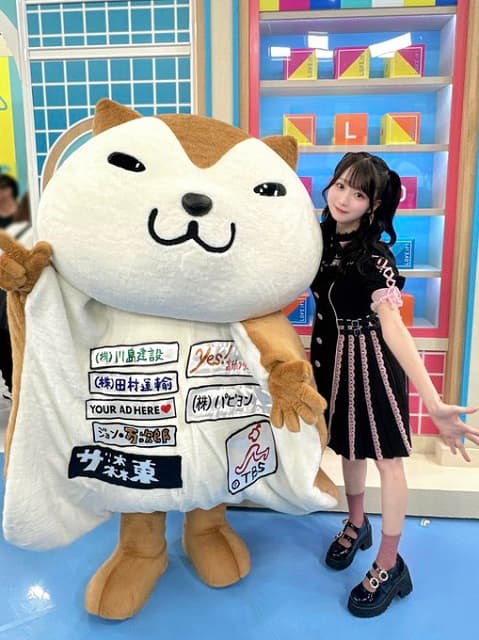 人気アイドルが”しゅきぴ衣装”で「ラヴィット！」出演！ 泥だんご作りに挑戦!?