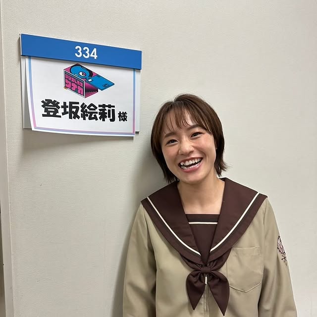 激レア制服ショットが話題⁉