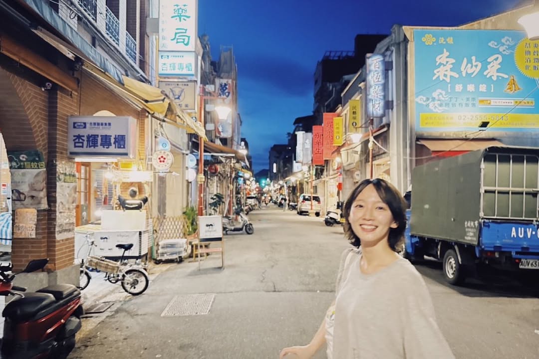 吉岡里帆が隅田川花火大会ゲスト女優！振り向きざまの彼女ショット「一緒に見よ」の破壊力！