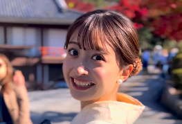 尾形杏奈アナ、清水寺の紅葉と着物姿で魅了！「見返り美人」とファンから称賛の声