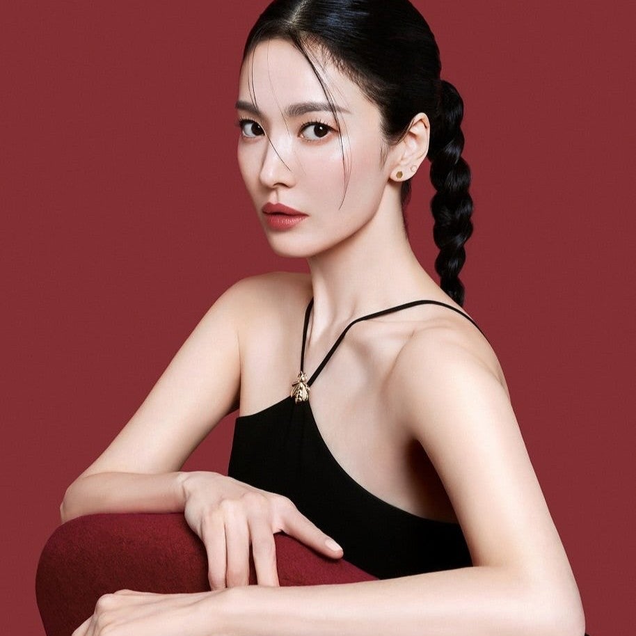 韓国の美人女優、ソン・ヘギョが最新ショットを公開し「ヴィーナスの輝き」「息を飲む美しさ」とSNSが沸く