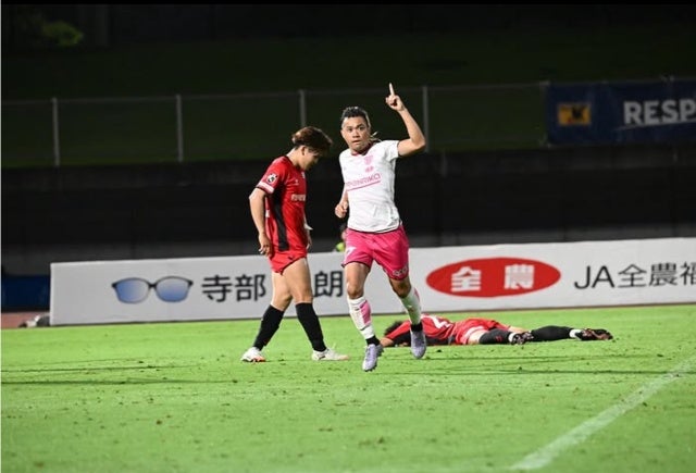 熱狂必至！栃木シティFC・田中パウロ淳一が魅せた勝利のゴールパフォーマンス