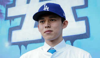 佐々木朗希、ドジャースへ！記者会見で堂々と新天地への抱負を語る