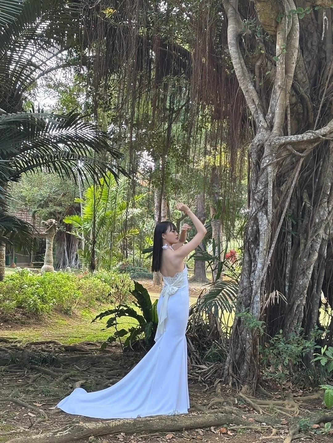 「思わず見とれそう」大友花恋、沖縄でのオフショット公開！