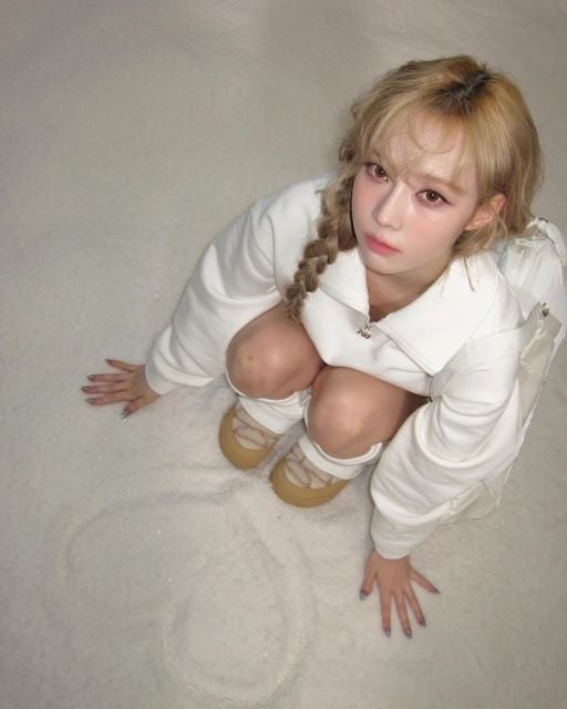 「純白の天使」aespa・ウィンターの最新コーデが可愛すぎると話題！