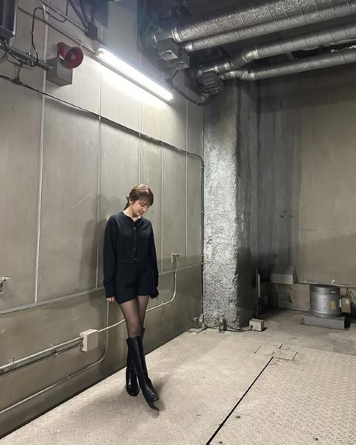 「久々に脚出しちゃった」秋元真夏、激レア