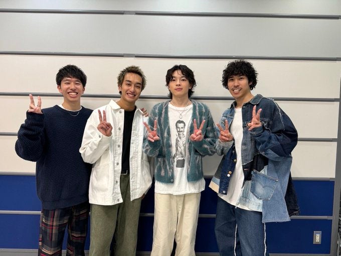 imase　「それスノ」出演！！　出演者たちとの仲良しショット公開