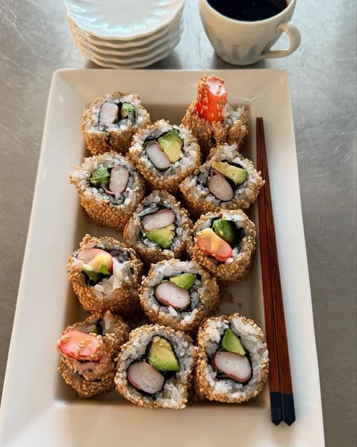 栗原はるみ、昨日の試作品を公開！雨降りの寒い朝は愛猫の幸せそうな寝顔に癒される