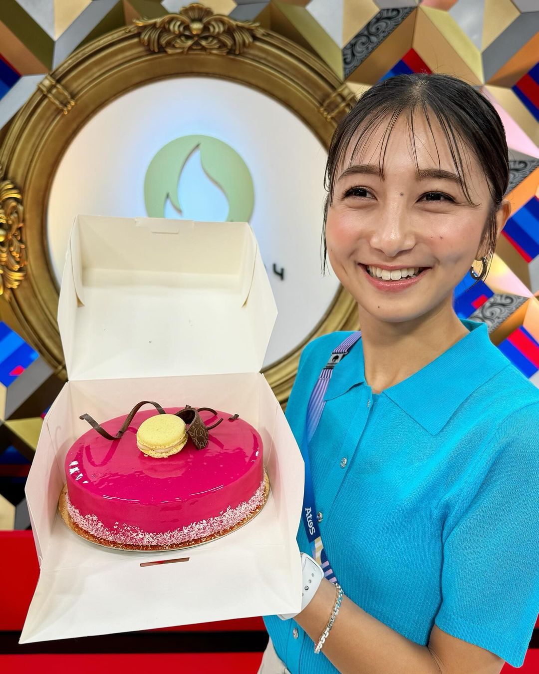 「オリンピック期間中に誕生日」TBSの美人アナがスタッフのお祝いに大喜び