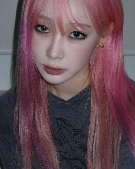 aespa・ジゼル「魅了されそうな目力」にファンも息をのむ⁉