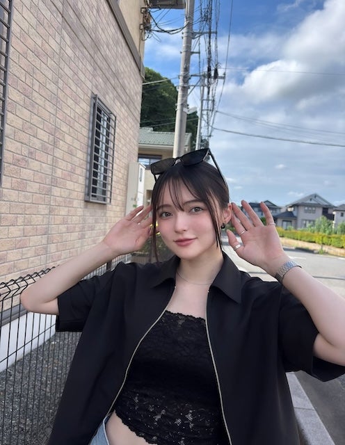 女優・坂巻有紗が近況報告！「最近本当に暑いよねええ」