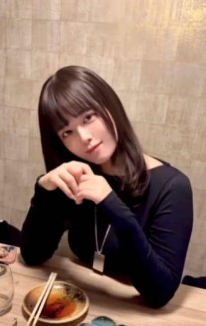 グラビアアイドル・東雲うみの居酒屋オフショット動画にファンメロメロ