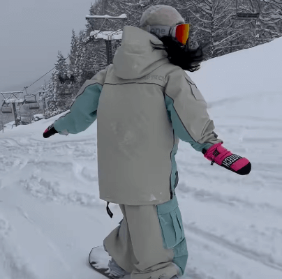 「ちゃ面もなだらかだし、ワンフットで降りてみたお」スノボ美女、”イケイケ・滑走ムービー”にファン拍手喝采「しゅごい」