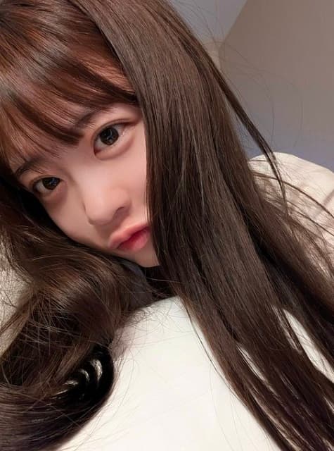 FRUITS ZIPPER・櫻井優衣が久々の自撮り供給!? キュートな寝起きショットにファン騒然！