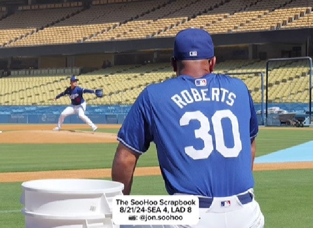 ドジャース専属カメラマン、練習および試合中のバックヤード風景をスクラップショットにて紹介