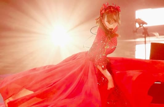 歌姫〇〇が、気合い全開の成都公演！ファンの熱気でツアーがさらにヒートアップ