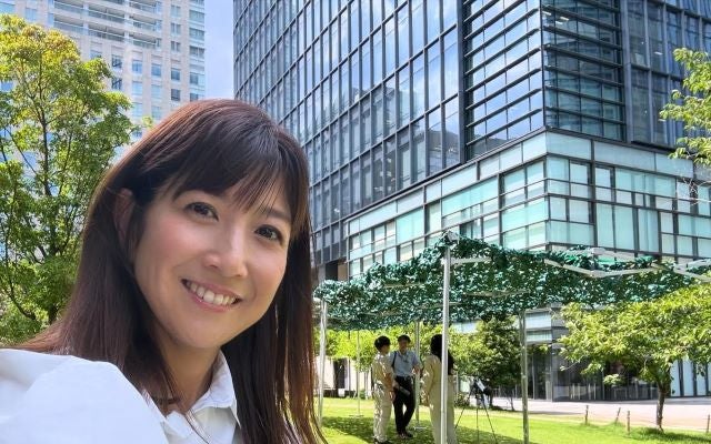 根本美緒さんが発信！ワテラスの公園のフラクタル日除けが拡大中か！？